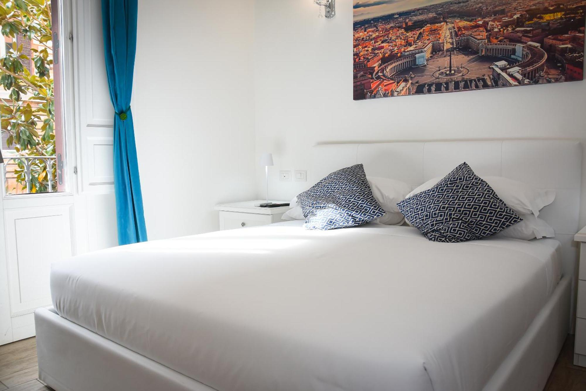 Bq House Fori Imperiali Luxury Rooms Рим Екстер'єр фото