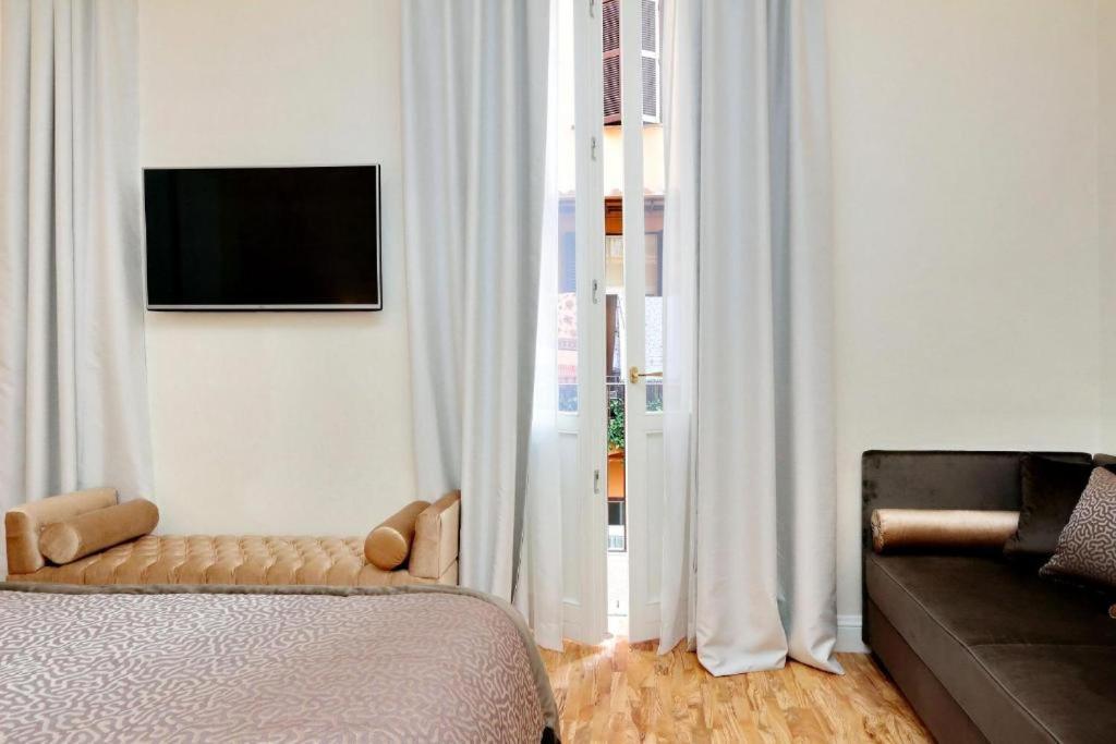 Bq House Fori Imperiali Luxury Rooms Рим Екстер'єр фото